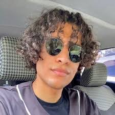 Amanda Leap's Instagram, Twitter & Facebook