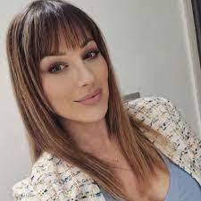 Emily Ellington's Instagram, Twitter & Facebook