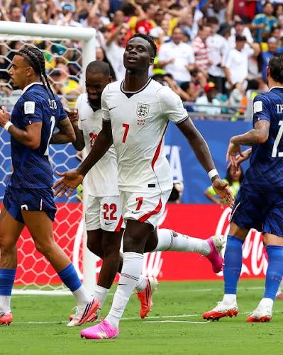 ⚽️⚽️⚽️ HAT TRICK de BUKAYO SAKA en la victoria de Inglaterra 6-4 a Francia.  