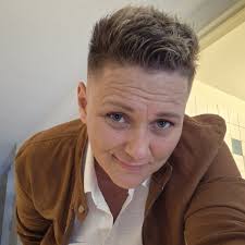 Hi! We recently moved into a house that has a bergvärme, its been working  great. But since the temperature dropped outside this week, our warm water  isnt warm at all! I have