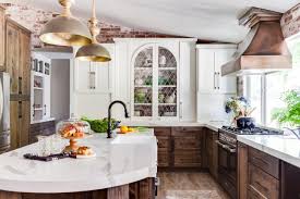 A gorgeous use of white kitchen design won't fail to hit all the right notes every single time. 75 Beautiful Traditional White Kitchen Pictures Ideas July 2021 Houzz