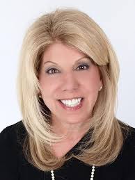 Amazon.com: The Day Before Digital Transformation: Unlocking digital  transformation for business leaders: 9798683126889: Perkins, Phil, Smith,  Cheryl: Books