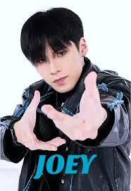 Joey Snyder's Instagram, Twitter & Facebook