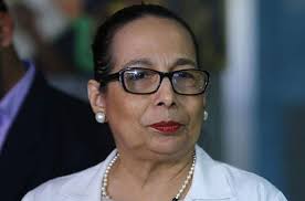 Exministra de Salud: «Honduras debe continuar vacunación masiva»