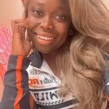 Marissa Spence's Instagram, Twitter & Facebook