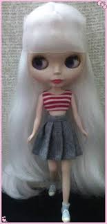 LOUNGING LOVELY BLYTHE DOLL TAKARA