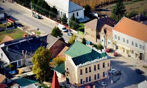 Contact primăria valea lupului on messenger. Valea Lui Mihai