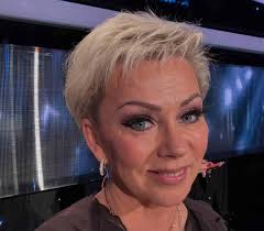 Tältä näyttää Helena Ahti-Hallbergin ikivanhassa Espanjan-kodissa: ”Seinät  juttelevat historiaa”