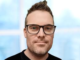 Thomas took the leap into the world of consulting