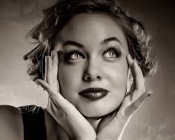 Retro Look Studio Old Hollywood Black And White B W Stunning Gorgeous Beautiful Portrait Paramount Lighting Black And White Portraits Portrait Portrait Photo