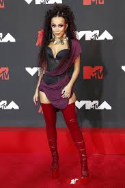 As always, the amas have . Doja Cat Wore Vivienne Westwood To The 2021 Mtv Vmas Red Carpet Fashion Awards