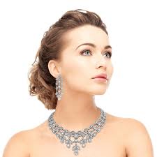 Collar de Diamantes Beauvince Legacy (23,45 ct Diamantes) en Oro Blanco en  venta en 1stDibs