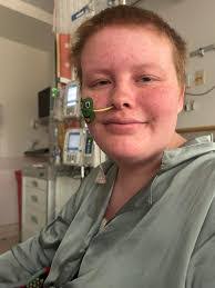 Stephanie Redfearn's Instagram, Twitter & Facebook