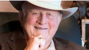 Sheila Heinz's Instagram, Twitter & Facebook