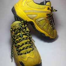 Tak hanya itu, dengan harga tiket masuk yang terjangkau, pengunjung dari kalangan manapun dapat menikmati wahana yang ada. Sepatu Outdoor The North Face Not Columbia K2 Jwf Fesyen Pria Sepatu Di Carousell