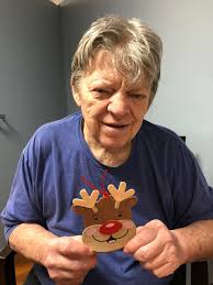 Fraser Ward at RCH have been busy with festive papier-mâché activities.  Staff and patients made Christmas reindeer heads to decorate the ward.  Staff Nurse Robyn is holding the winning reindeer Rudolph! 🦌🎄 #