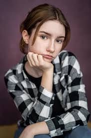 Megan Cave's Instagram, Twitter & Facebook