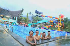 Cipanas baru, cimanganten, tarogong kaler, kabupaten garut, jawa. Kolam Air Panas Terpopuler Di Cipanas Garut