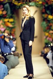Kurze beliebte kleider frauen stil kleidung 20er jahre wygbaqx. Yves Saint Laurent Gab Den Frauen Power Vogue Germany