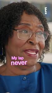 she said what she said! 😂 pinkies up! we're only FOUR days away from the  series premiere of #Trippin' with #AnthonyAnderson and Mama Doris