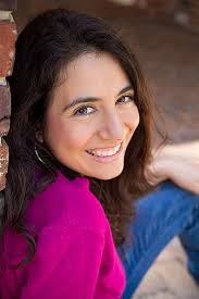 Flying Over the Circumstances: It is Possible to Rise over Hard Moments in  Life: Sandoval, Perla E.: 9781449789640: Amazon.com: Books