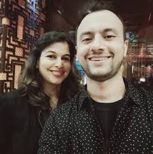 Does anyone know of a food encyclopedia or a journal that includes all the  nutritional content of all the known foods, online or offline? I have  looked up google for nutritional content