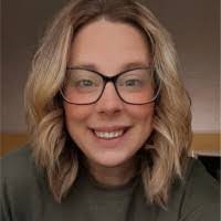 Jenna Ostrander's Instagram, Twitter & Facebook