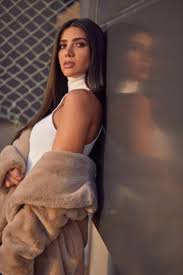 رجل يجامع زوجته بالحلال، وأثناء الجماع يدخل إصبعه السبابة في دبرها من سبيل المداعبة لها، علما أنها ترتاح لذلك كثيرًا. ØºØ¯Ø§ Ø±ÙŠÙ… Ø³Ø§Ù…Ù‰ ØªØ­ØªÙÙ„ Ø¨Ø®Ø·ÙˆØ¨ØªÙ‡Ø§ Ø¹Ù„Ù‰ Ø±Ø¬Ù„ Ø§Ù„Ø£Ø¹Ù…Ø§Ù„ Ø·Ø§Ø±Ù‚ Ù‡ÙŠÙ…Ù† ÙÙ‰ Ø§Ù„Ø³Ø§Ø­Ù„ Ø§Ù„Ø´Ù…Ø§Ù„Ù‰ Ø§Ù„ÙˆÙØ¯