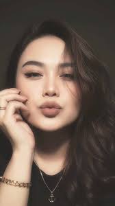 Edgy Albert Necklace