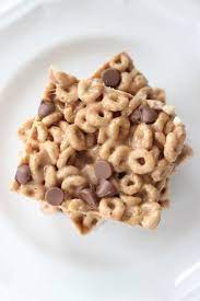 Gooey Peanut Butter Cereal Bars Dessert Recipes Sweet Snacks Peanut Butter Cereal Bars