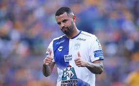 Born 8 december 1992) is a colombian professional footballer who plays for liga mx club pachuca and for the colombian. Edwin Cardona Jugaria En Emiratos Arabes Tras Rechazo De Boca Juniors Mediotiempo