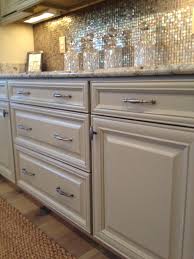 Built In Bar Savannah Maple Rubbed Taupe Cabinets With Colonial Gold Granite Backsplash M Taupe Kitchen Cabinets Modern Grey Kitchen Grey Kitchen Cabinets