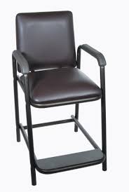 Drive Medical Hip High Chair With Padded Seat 17 5 W 26 H 300 Lb Capacity Black Chair Pads Chair Safe Cute Desk Chair