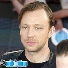 Bassist Ben McKee profile: Age/ Email/ Phone and Zodiac sign