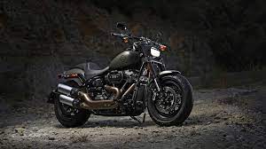 2018 Harley Davidson Fat Bob 114 First Ride S Rideapart Com Photos