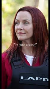 Rosalyn Dyer's Instagram, Twitter & Facebook