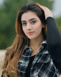 Jannat Mirza ✔️