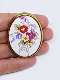 The data in this listing is believed to be accurate in our florist directory at the time of posting. Porcelain Brooch Royal Worcester Signed Fine Bone China England White Brooches Brooches Pins Clips Springart Fr