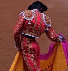 Pin By Madeleine Frank On Manolete Matador Costume Matador Fashion