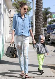 We did not find results for: How To Wear A Denim Shirt 21 Different Ways The Refinery