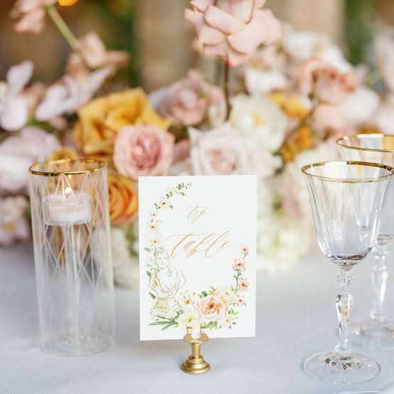 Wedding Table Numbers: 30 Unique Ideas for a Reception