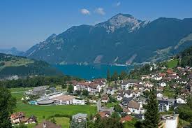 Urmiberg cable car and fronalpstock cable car are worth checking out if an activity is on the agenda, while those wishing to experience the area's natural beauty can explore fronalpstock and gersau lakeside. Wellness Fur Die Ganze Familie Frische Kick Fur Ihre Kommunikation