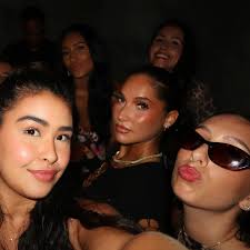 ☀️🤍🍍🍸❤️‍🔥🌹