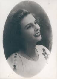 foto de mi tia Teresa Bernal Casada con Alvaro Nuñez hijo de el Mono Nuñez  en Ginebra.