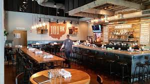 Fresh ingredients, rotating beer selection, & a comfortable environment have people. 101 Beer Kitchen Restaurant 817 Polaris Pkwy Westerville Oh 43082 Usa