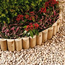 Please keep reading for lawn edging ideas and the available options here in the uk. Lawn Edging Ideas Homebase