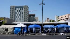 California governor issues executive order for removal of homeless encampments