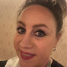 Can anyone recommend a local electrician? Thank you in advance.