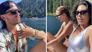 'kourtney's like a dear friend. Scott Disick Is Ok With Ex Kourtney Kardashian Dating Travis Barker Daily Mail Online