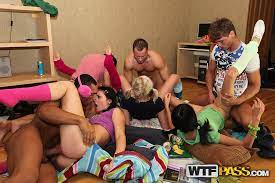 We learn/share art and play games here, come vibe with us. Cute Teens College Party Free Sex Images Hot Porn Photos And Best Xxx Pics On Www Metaporn Net